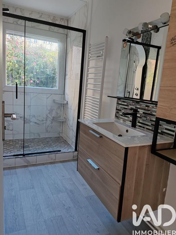 Appartement - 75 m² - 4 pièces