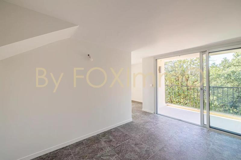 Appartement - 141 m² - 4 pièces