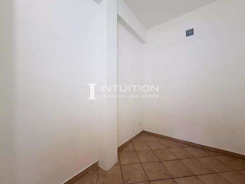 Appartement - 100 m² - 4 pièces