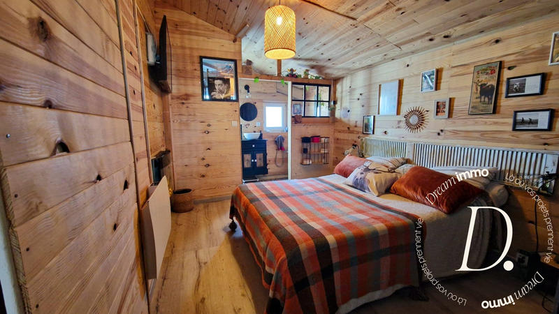 Maison - 100 m² - 5 pièces