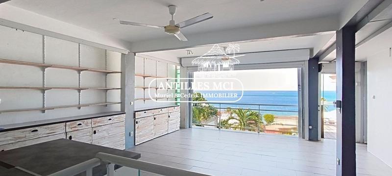 Maison - 214 m² - 8 pièces