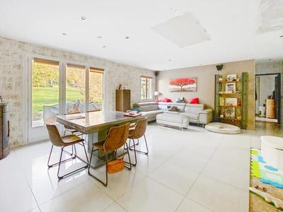 Pavillon - 84 m² - 3 pièces