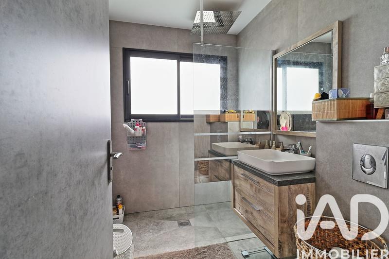 Maison - 130 m² - 4 pièces