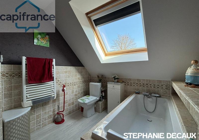 Maison - 159 m² - 9 pièces