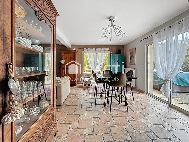 Maison - 160 m² - 7 pièces