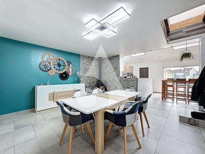 Maison - 153 m² - 5 pièces