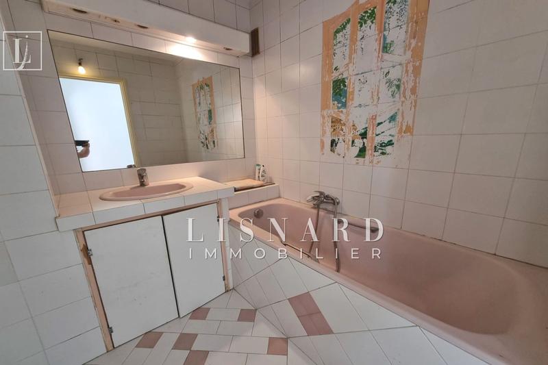 Appartement - 70 m² - 4 pièces