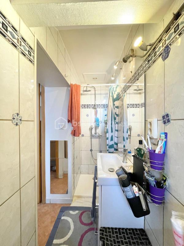 Appartement - 70 m² - 3 pièces