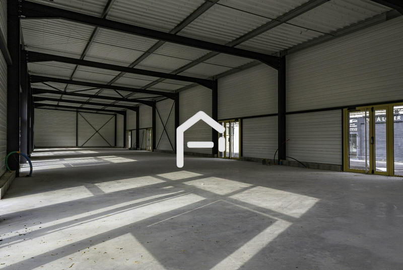Local d'activités - 120 m²