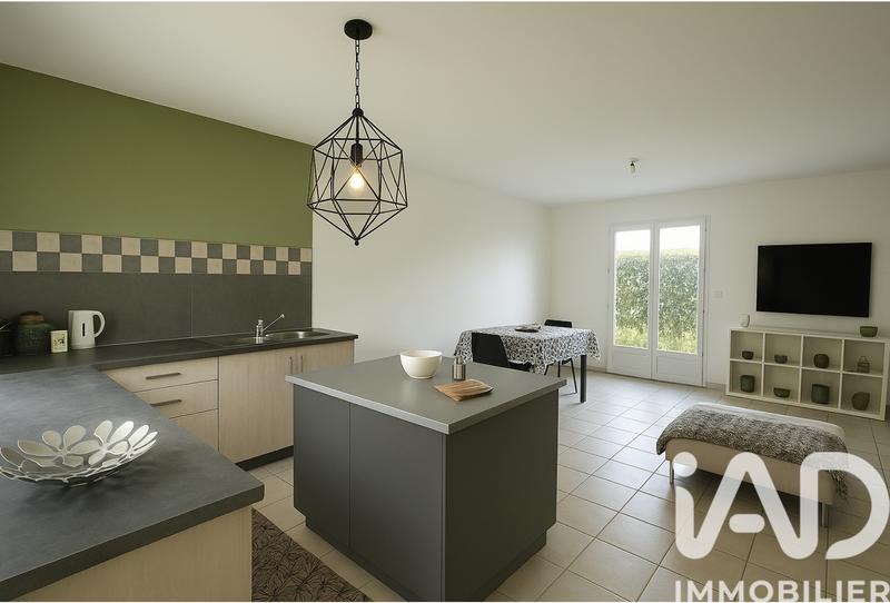 Maison - 93 m² - 5 pièces