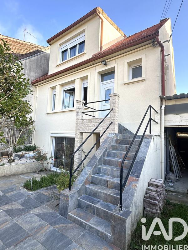 Maison - 120 m² - 4 pièces