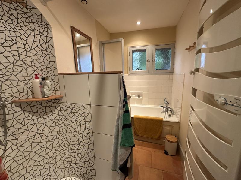 Maison - 216 m² - 5 pièces