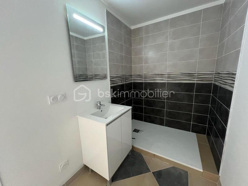 Maison en pierre - 113 m² - 5 pièces