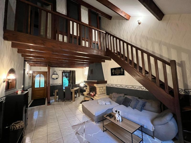 Maison - 155 m² - 7 pièces