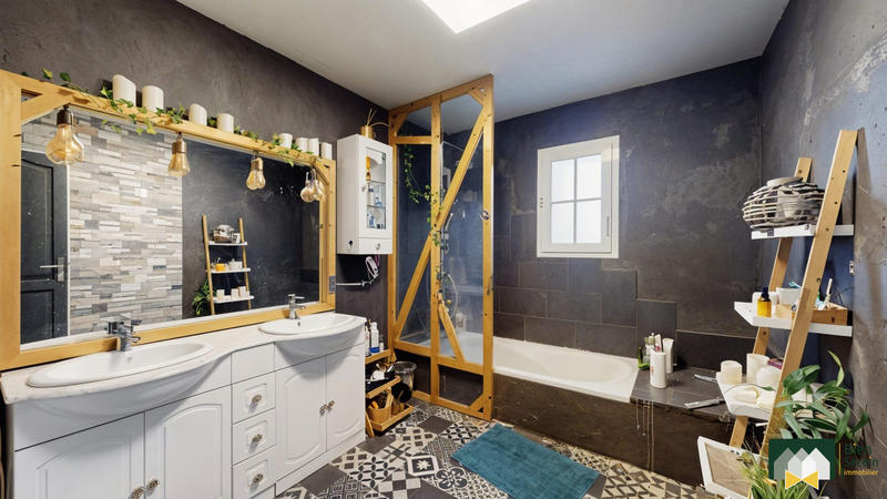 Maison - 193 m² - 6 pièces