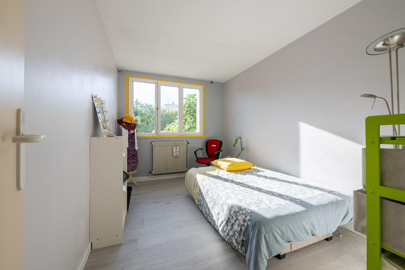 Maison - 145 m² - 8 pièces