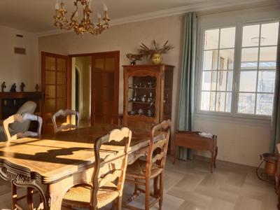 Propriété - 150 m² - 5 pièces