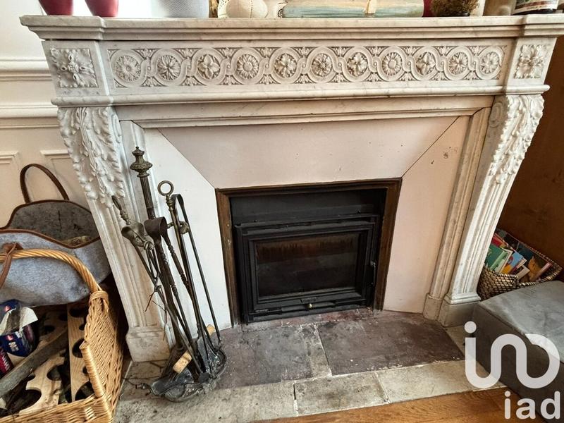 Maison - 238 m² - 9 pièces