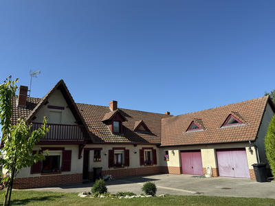 Maison - 193 m² - 8 pièces