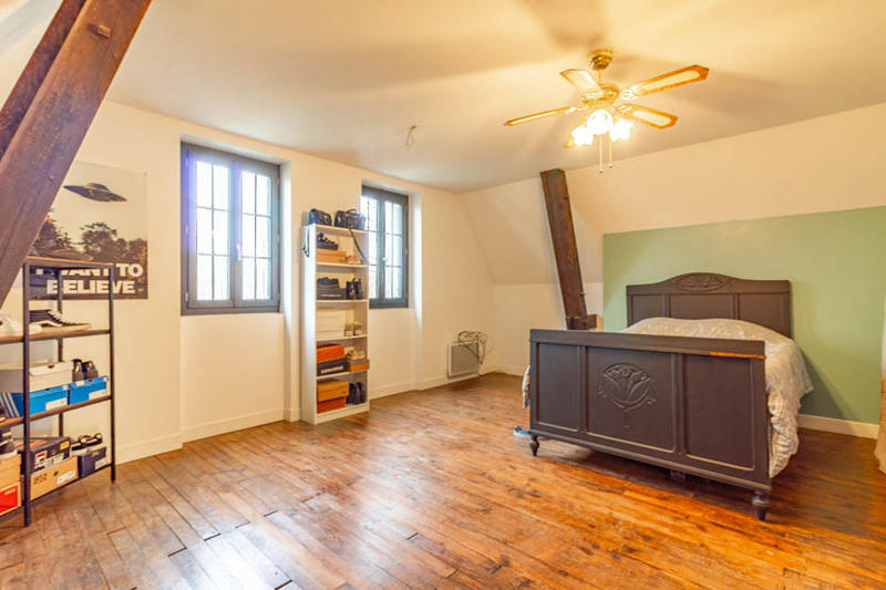 Maison - 169 m² - 5 pièces