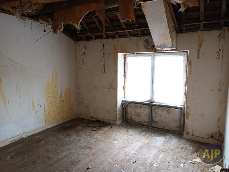 Maison - 147 m² - 7 pièces