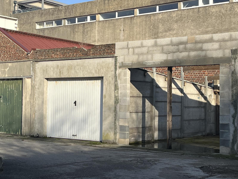 Parking / Garage - 21 m²