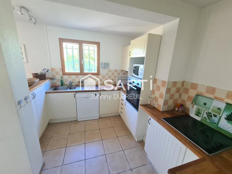 Maison - 225 m² - 8 pièces