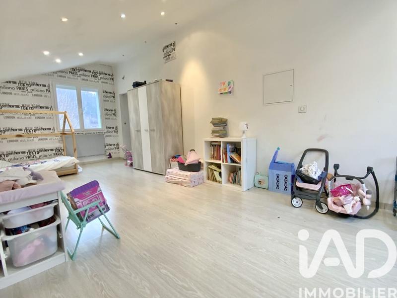 Maison - 101 m² - 5 pièces