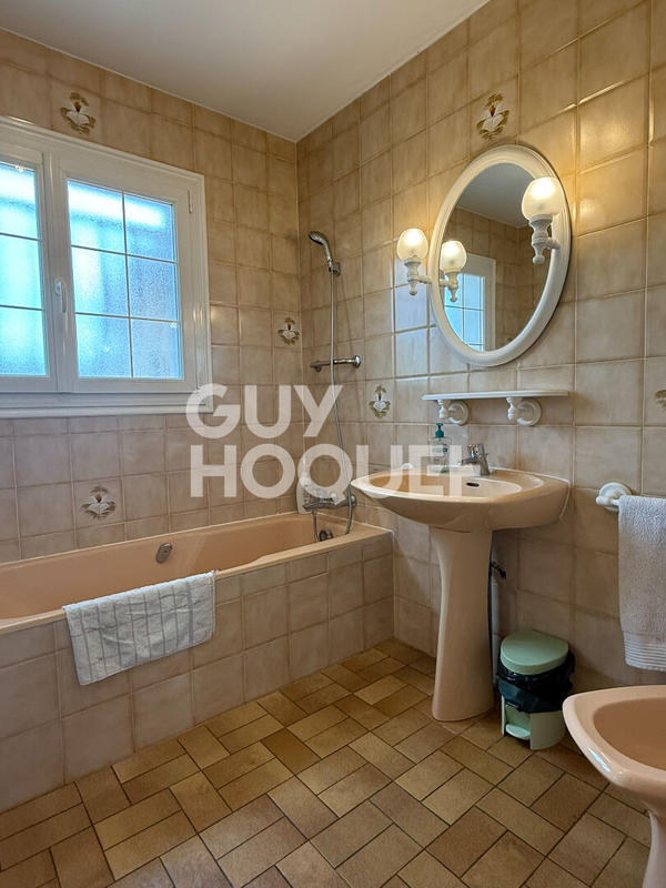 Maison - 94 m² - 4 pièces