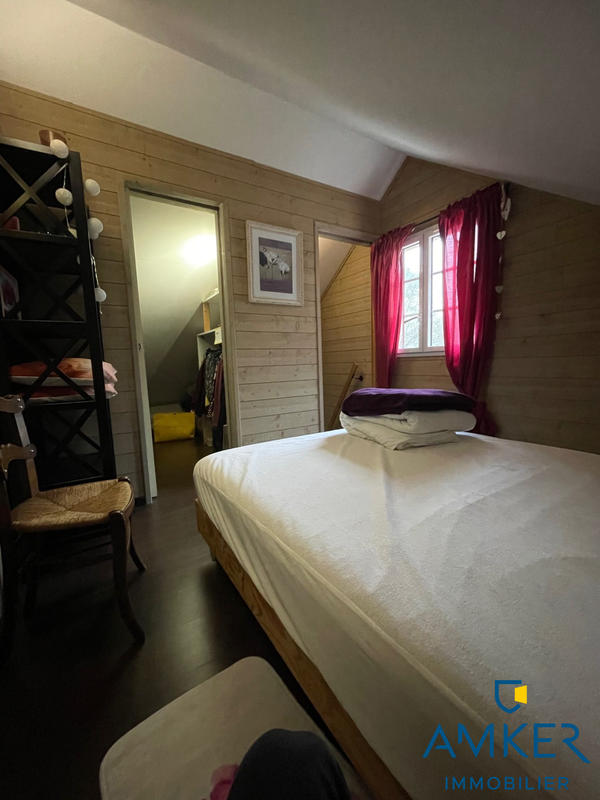 Maison traditionnelle - 133 m² - 7 pièces