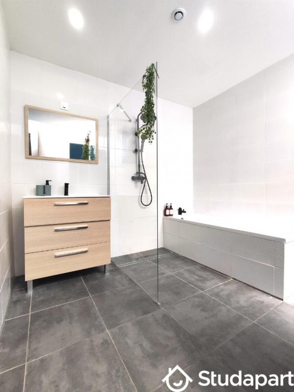 Chambre - 9 m² - 1 pièce