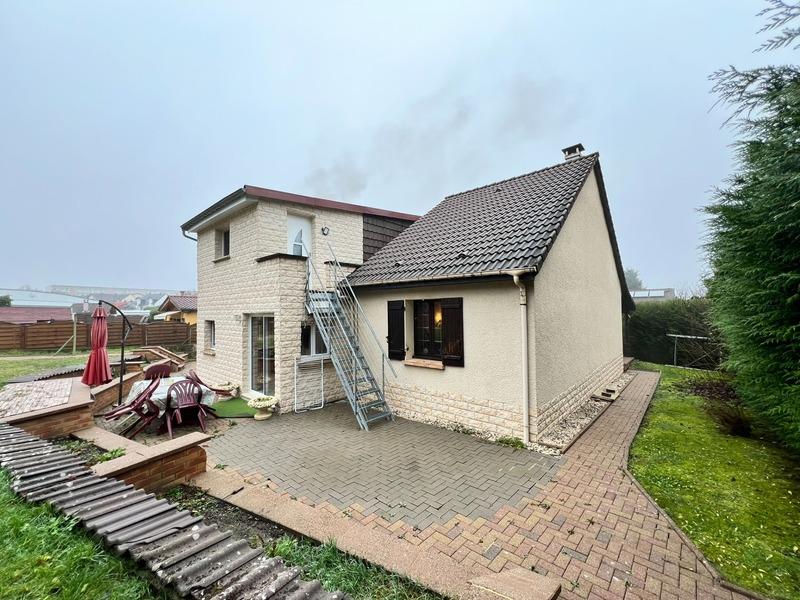 Maison - 155 m² - 7 pièces