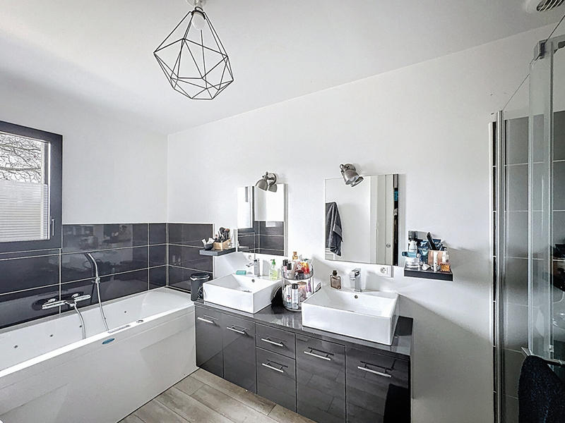 Maison - 132 m² - 5 pièces