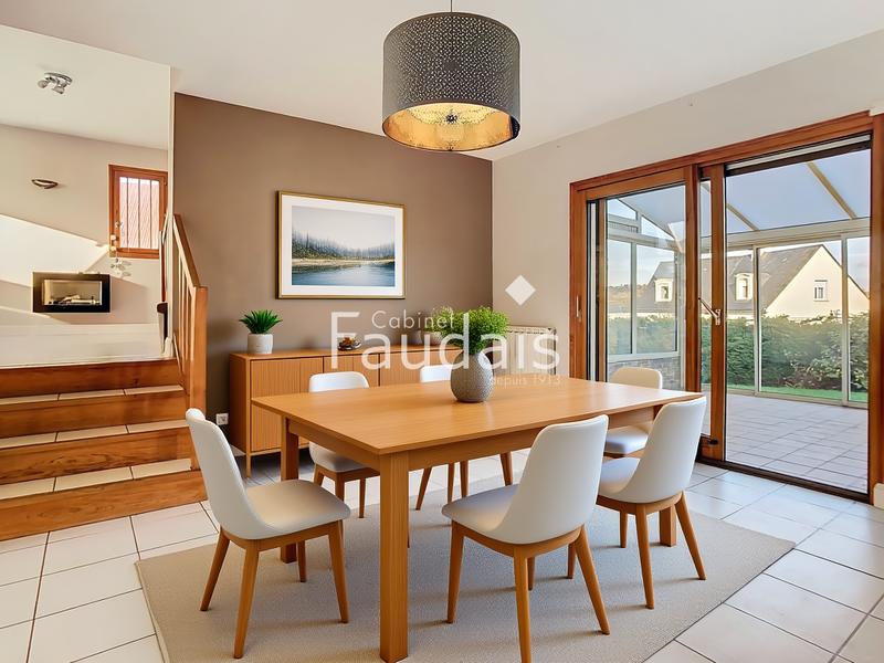 Maison - 127 m² - 6 pièces