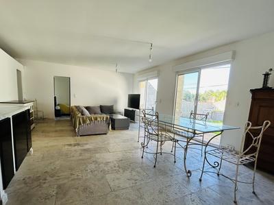 Maison - 102 m² - 3 pièces