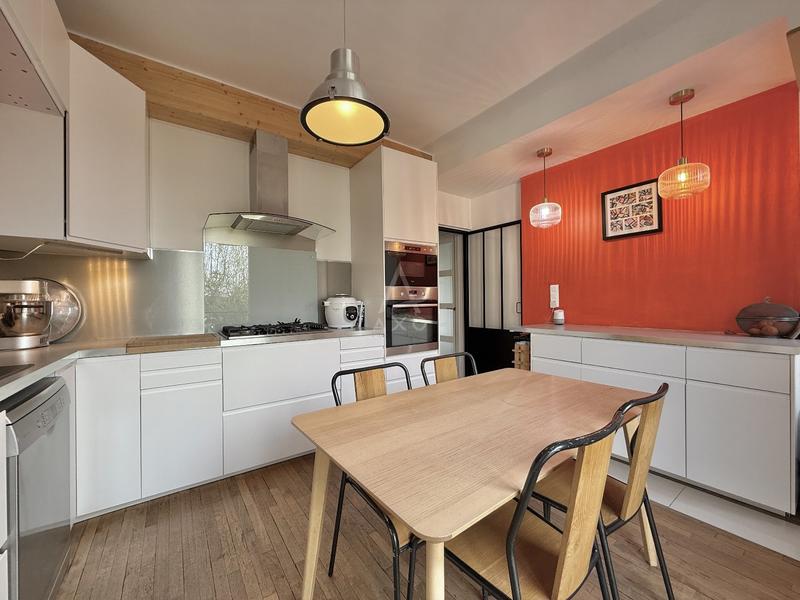 Maison - 160 m² - 7 pièces