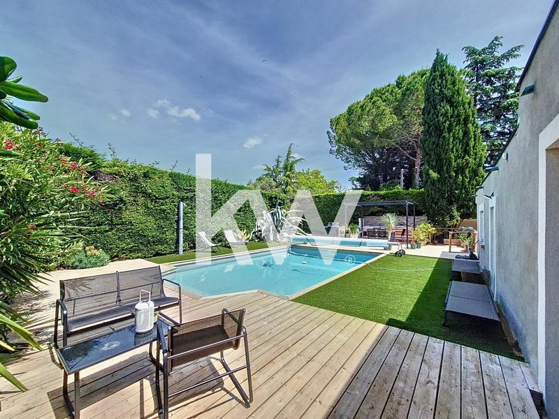 Villa - 254 m² - 7 pièces