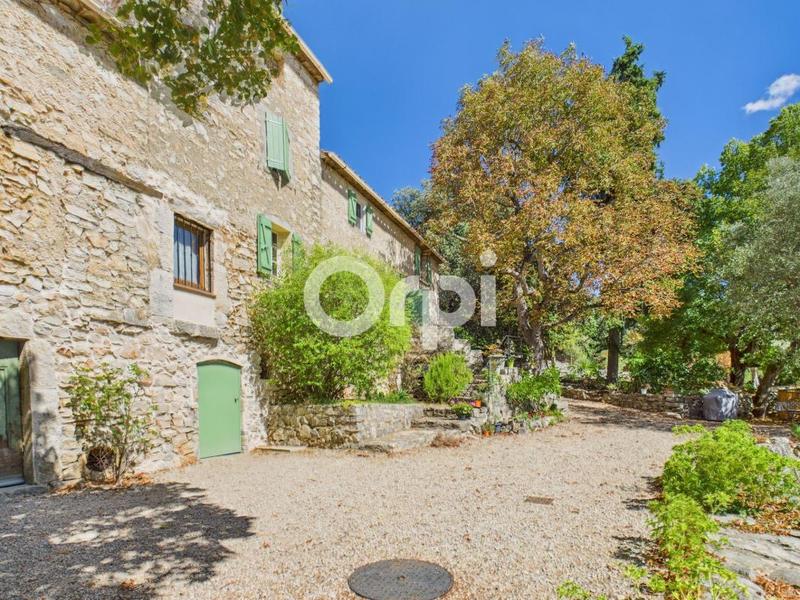 Mas - 188 m² - 4 pièces