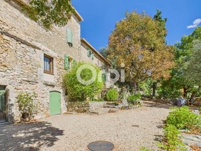 Mas - 188 m² - 4 pièces