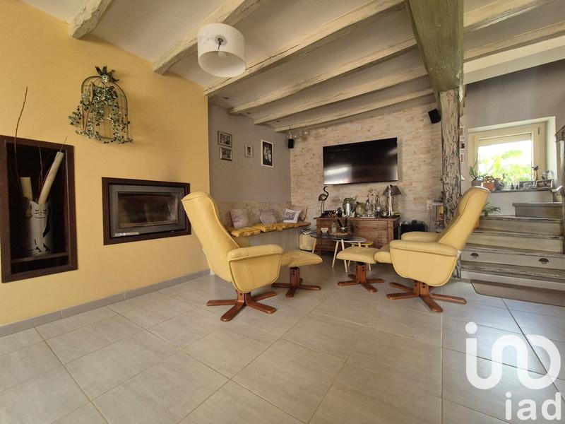 Maison - 227 m² - 6 pièces