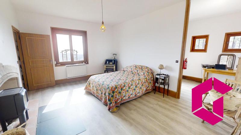 Maison - 293 m² - 11 pièces