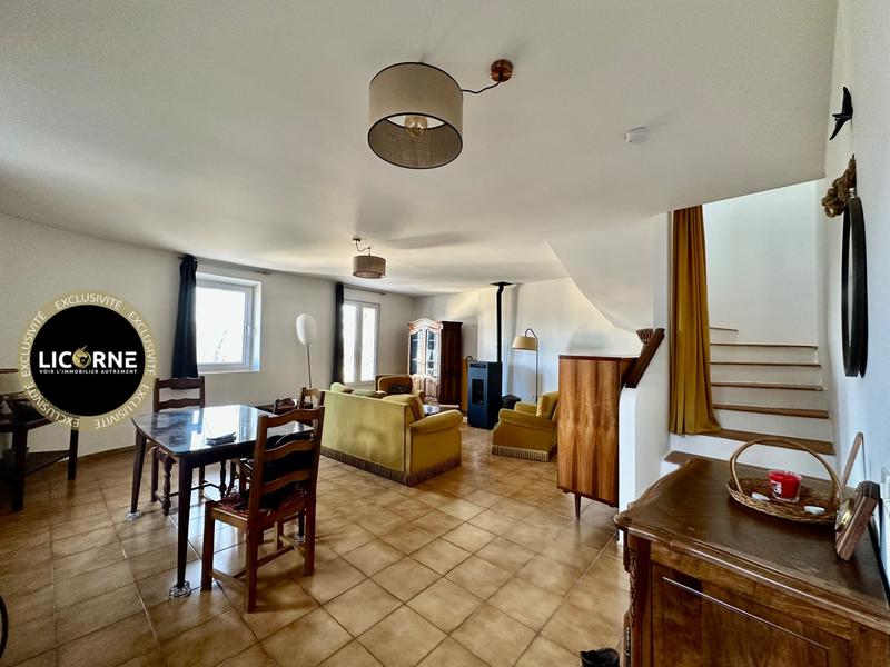 Maison - 90 m² - 5 pièces