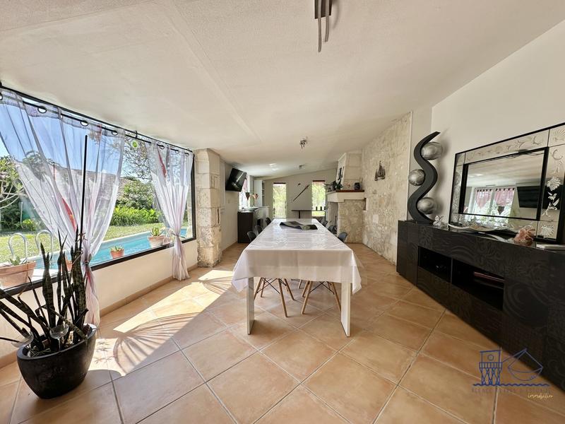 Maison ancienne - 272 m² - 9 pièces