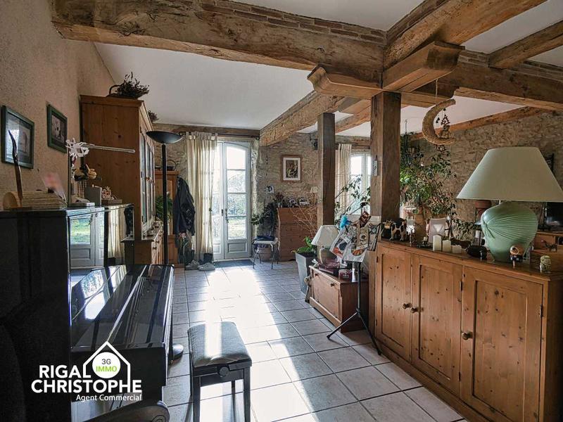 Corps de ferme - 490 m² - 16 pièces