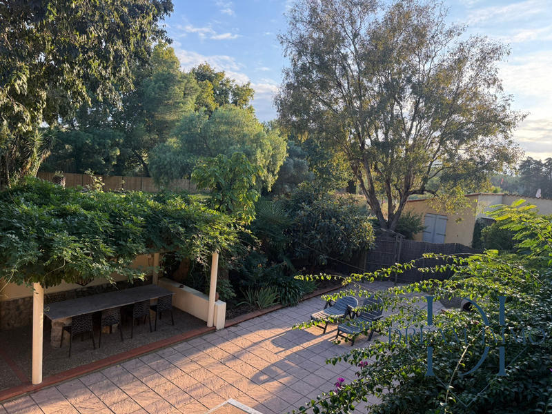 Mas - 405 m² - 17 pièces