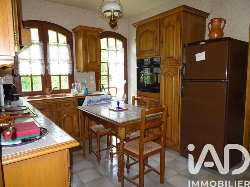 Maison - 195 m² - 9 pièces
