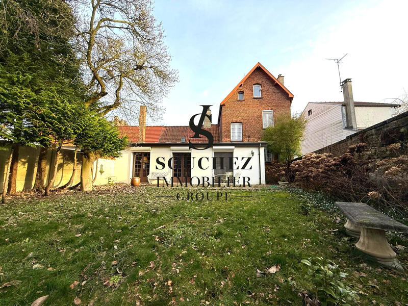 Maison ancienne - 137 m² - 6 pièces