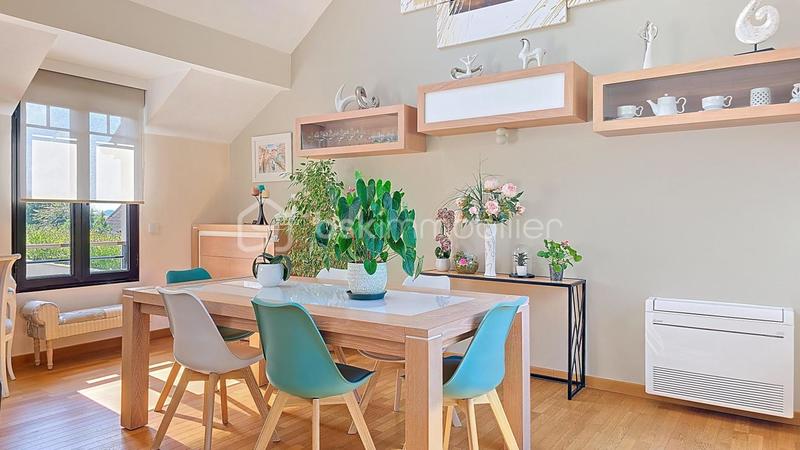 Duplex - 103 m² - 5 pièces