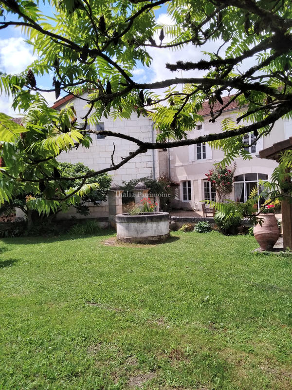 Maison - 195 m² - 8 pièces