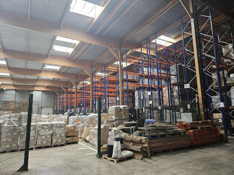 Local d'activités - 3 500 m²